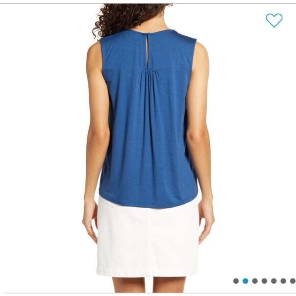 NWT Gibson Red or Blue Floral Yoke Tops - Picture 5 of 16